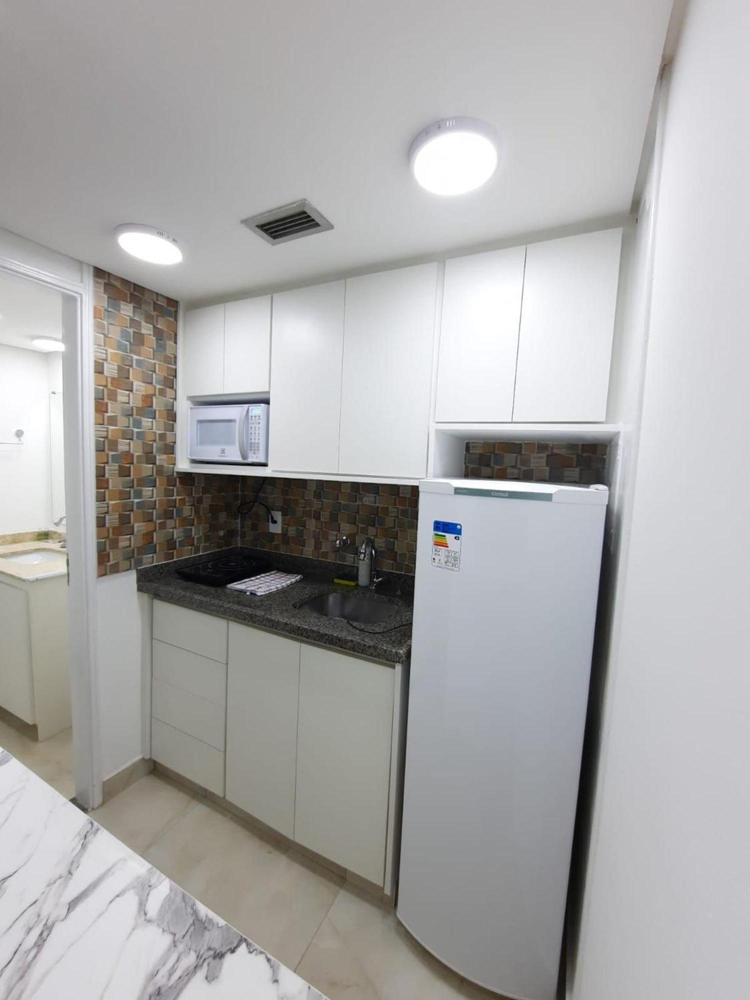Flat Apart/hotel Com Cozinha E Sacada